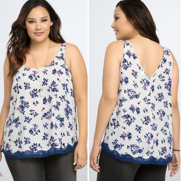 Torrid EUC Size 4 White Blue Floral Lace Trim Flowy Tank Top - Picture 15 of 15